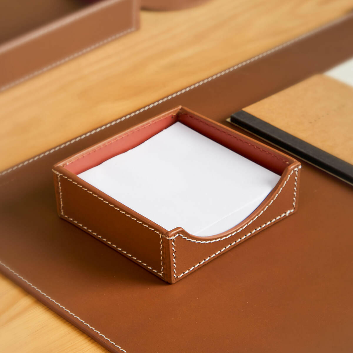 Modella Square Memo Holder Cognac