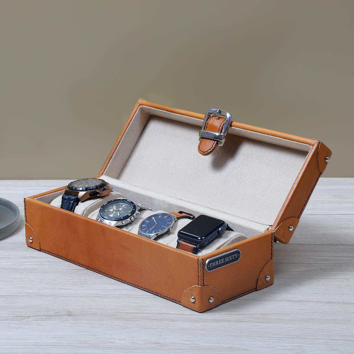 Leather watch stand, watch display, watch box, watch holder, watch display  case - Shop Leather Studio 39 Storage - Pinkoi